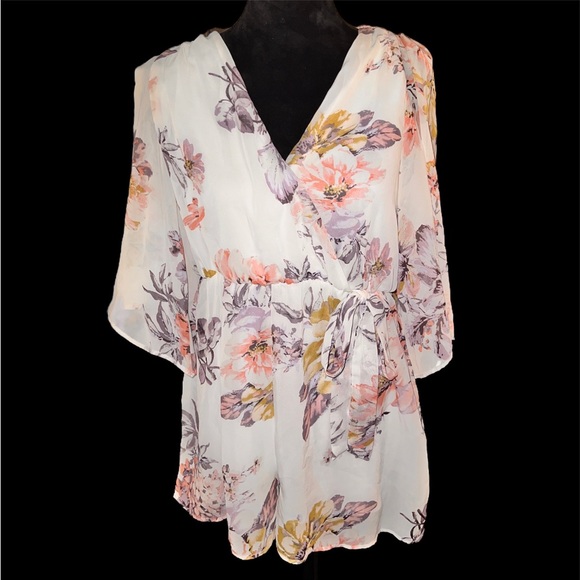 Charlotte Russe Pants - Floral Romper - White Polyester Inner-Lining - 3/4 Sleeve - Charlotte Russe -